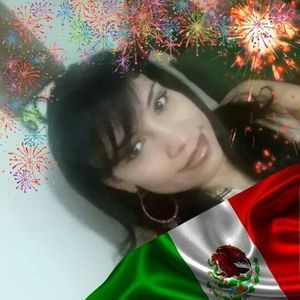 Meet your Posher, Adriana